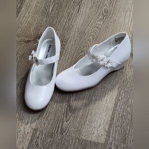 Rachel Shoes White Patent Leather Girls Shoes Floral Detail Dress New Size 4